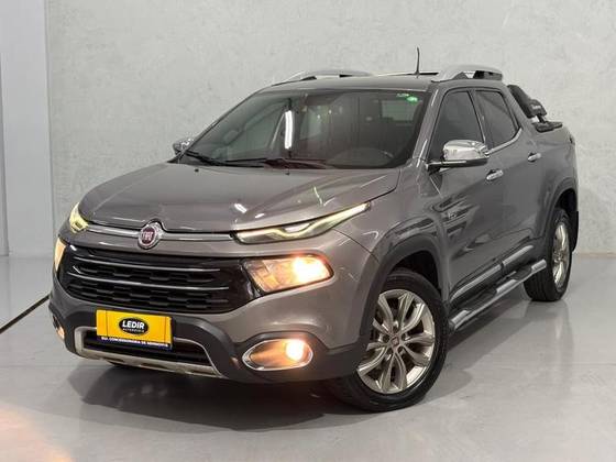 FIAT TORO 2.0 16V TURBO DIESEL RANCH 4WD AT9